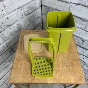 Tupperware Vintage Pickle Vegetable Keeper Container Drainer #1330 Avocado Green